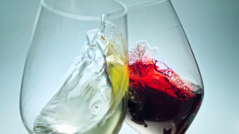 Cirro Wine campaign film still 3